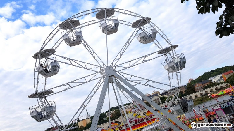 6/10 Wesołe miasteczko przy Wale Okrężnym w Gorzowie