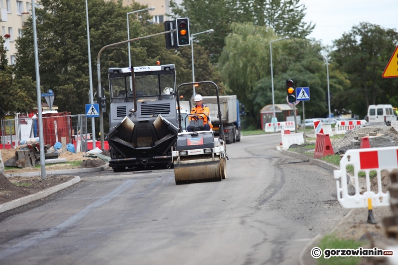 7/17 Ostatnie prace przy remoncie ul. Kombatantów