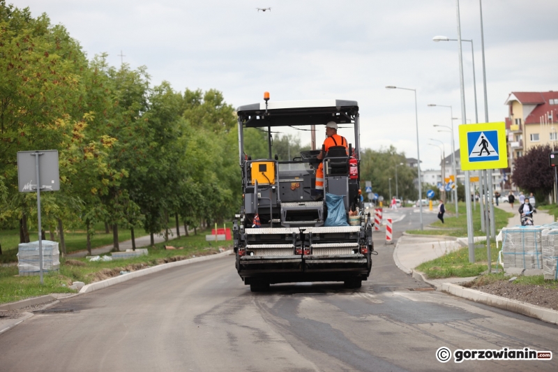 9/17 Ostatnie prace przy remoncie ul. Kombatantów