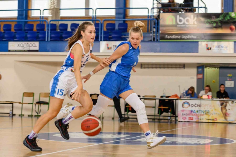 4/19 Akademiczki po pierwszym turnieju przed nowym sezonem