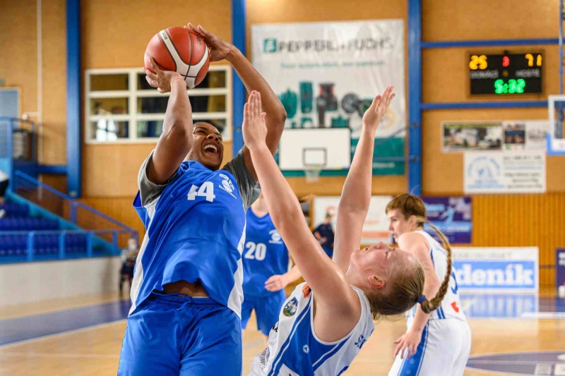 16/19 Akademiczki po pierwszym turnieju przed nowym sezonem