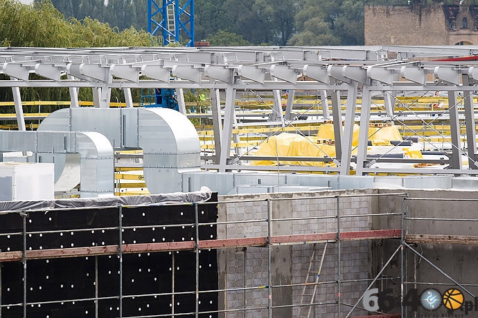 4/11 Nova Park - budowa