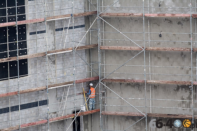 7/11 Nova Park - budowa