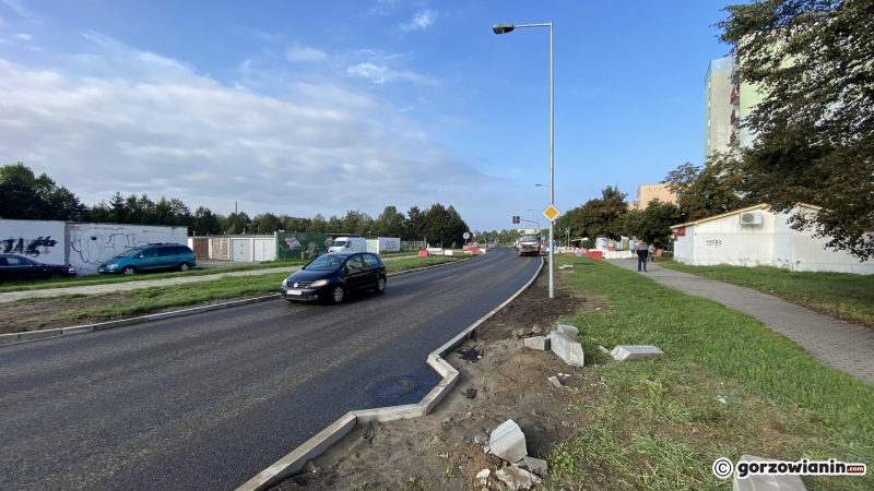 3/8 Ul. Kombatantów otwarta połowicznie