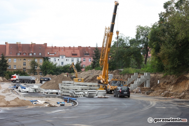 5/9 Budowa trybun na stadionie lekkoatletycznym