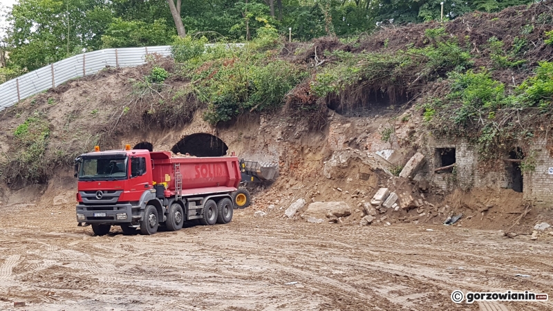 3/7 Prace porządkowe na działce przy ul. Walczaka