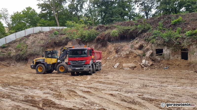 5/7 Prace porządkowe na działce przy ul. Walczaka
