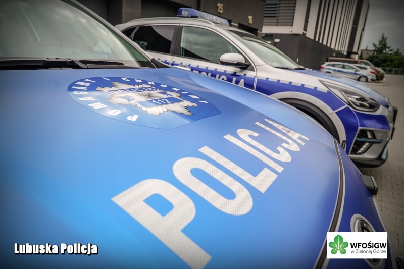 9/19 Elektryczny radiowóz kia e-Niro