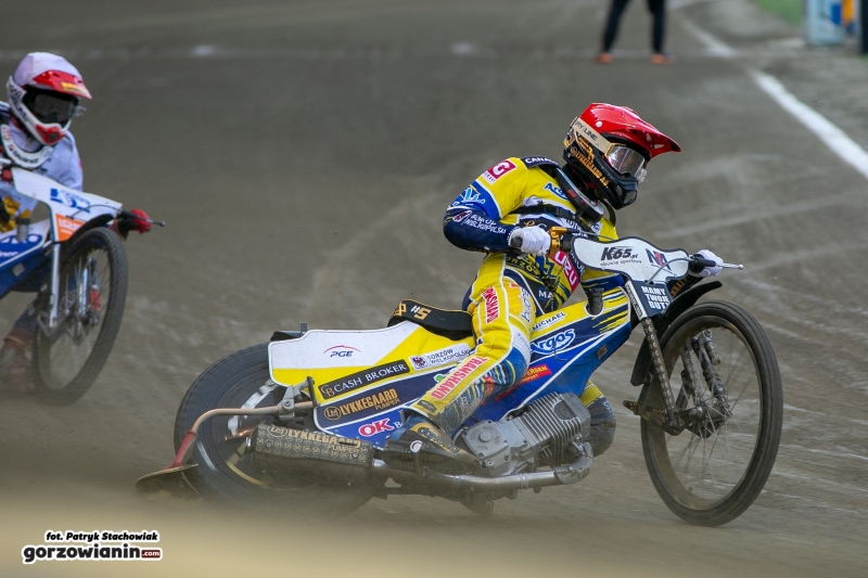 16/41 Stal z brązowym medalem DMP!