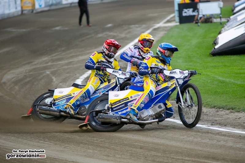 18/41 Stal z brązowym medalem DMP!