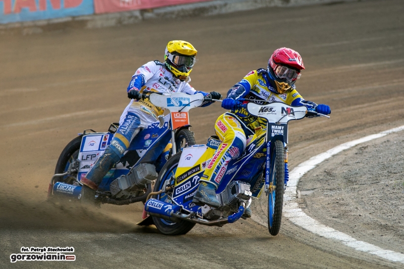 26/41 Stal z brązowym medalem DMP!