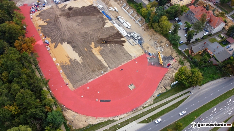 3/12 Nawierzchnia tartanowa na nowym stadionie lekkoatletycznym
