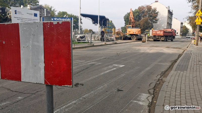 3/4 Roboty drogowe przy ulicy Teatralnej