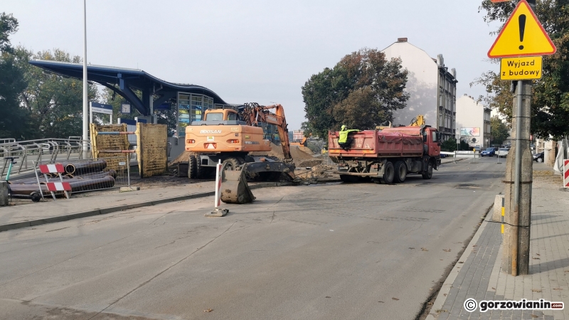 4/4 Roboty drogowe przy ulicy Teatralnej