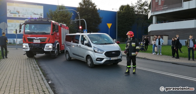 7/11 Pożar forda na parkingu Nova Park