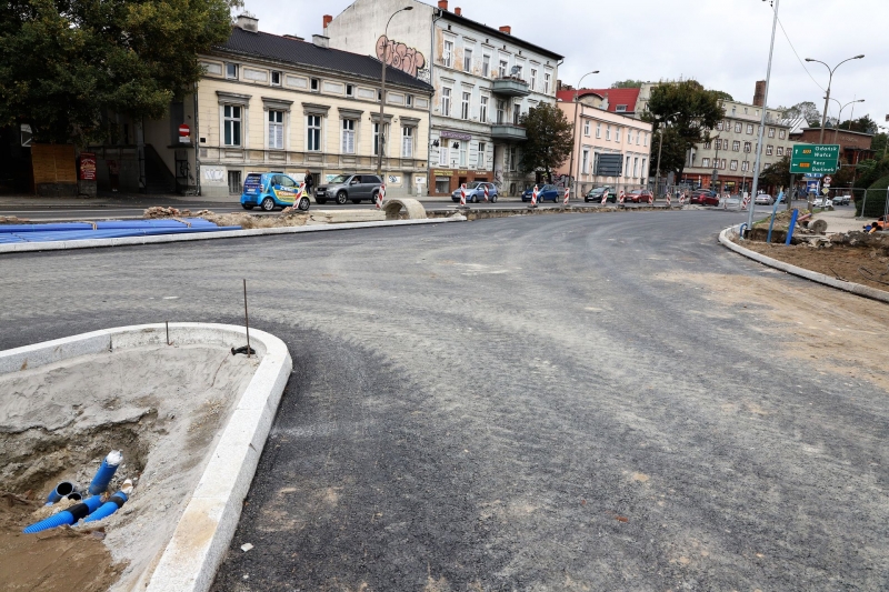 6/12 Część skrzyżowania Chrobrego-Jagiełły prawie gotowa