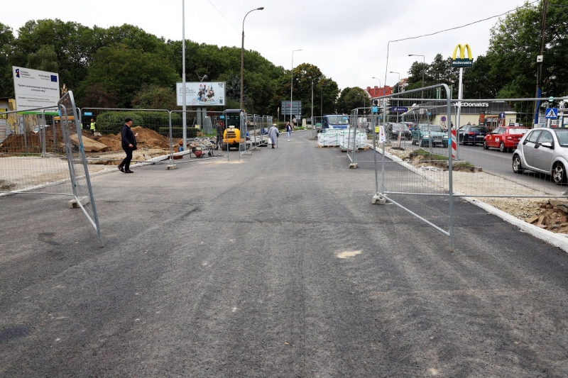 8/12 Część skrzyżowania Chrobrego-Jagiełły prawie gotowa