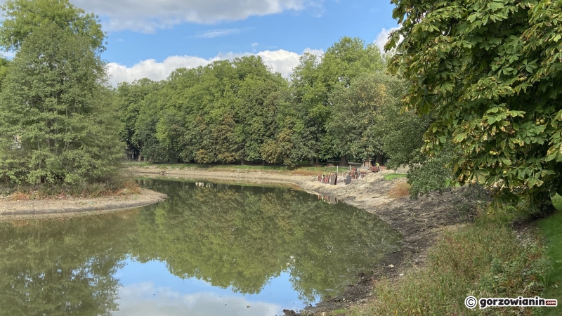 8/22 Postęp prac w parku Róż - październik 2021