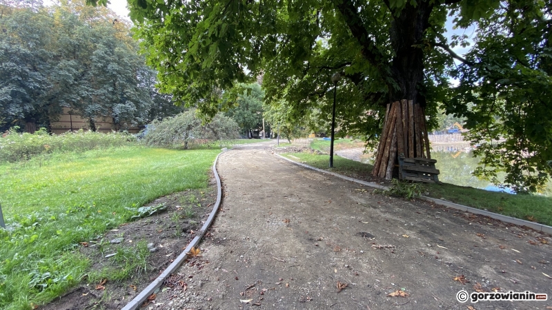 10/22 Postęp prac w parku Róż - październik 2021