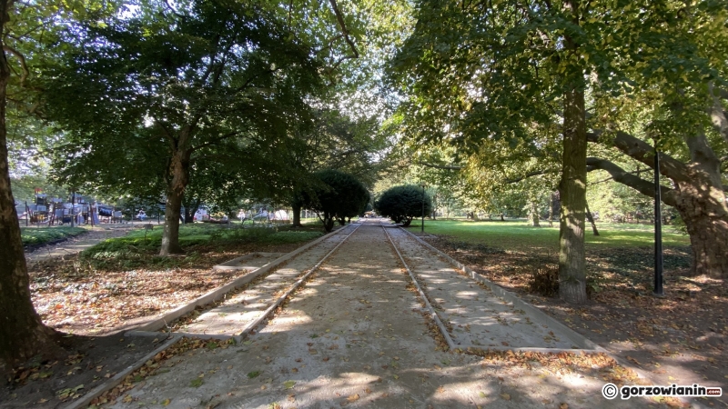 11/22 Postęp prac w parku Róż - październik 2021