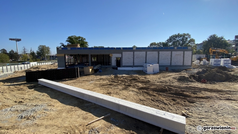 7/17 Budowa nowej drogi i McDonalda na os. Europejskim