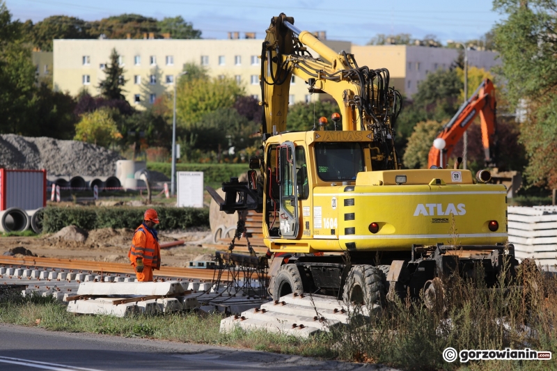 13/16 Budowa nowego torowiska przy ul. Walczaka