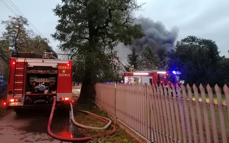 8/11 Pożar hali produkcyjnej w Chwałowicach