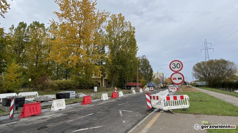 13/15 Remont drugiego odcinka ul. Kombatantów