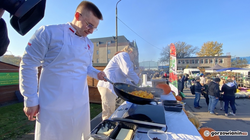 5/16 Festiwal Dyni i Chryzantem na Ryneczku Jerzego