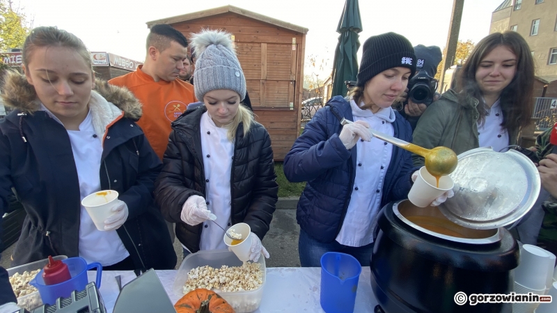 6/16 Festiwal Dyni i Chryzantem na Ryneczku Jerzego