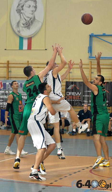 37/55 GKK I LO Gorzów - KK Świecie 101:69 (28:22, 21:20, 25:15, 27:12)