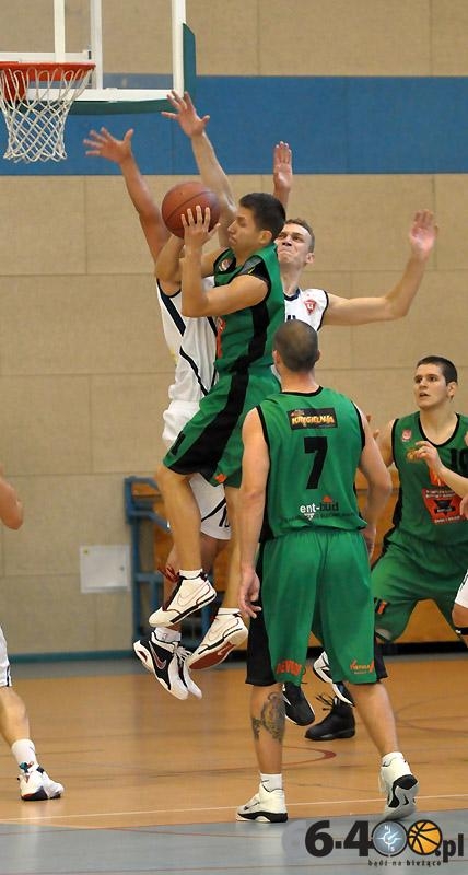 52/55 GKK I LO Gorzów - KK Świecie 101:69 (28:22, 21:20, 25:15, 27:12)