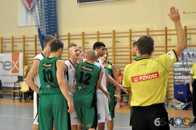 54/55 GKK I LO Gorzów - KK Świecie 101:69 (28:22, 21:20, 25:15, 27:12)