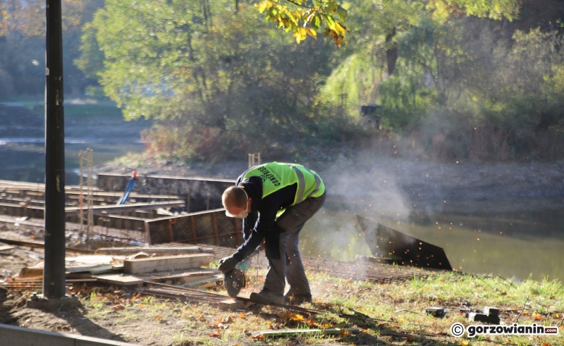 7/15 Tak wygląda park Róż na miesiąc przed końcem prac