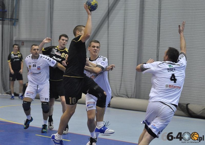 70/78 GSPR Gorzów - Pogoń Szczecin 24:29 (11:16)