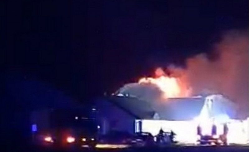 7/7 Spalił się dom i dwa auta na Osiedlu Poznańskim