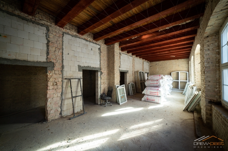 4/8 Przebudowa zabytkowego budynku przy ul. Warszawskiej