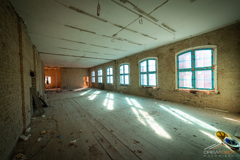 5/8 Przebudowa zabytkowego budynku przy ul. Warszawskiej