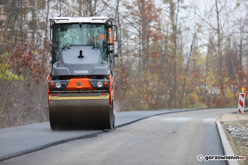 7/10 Właściciel Dino remontuje fragment ul. Ryskiej