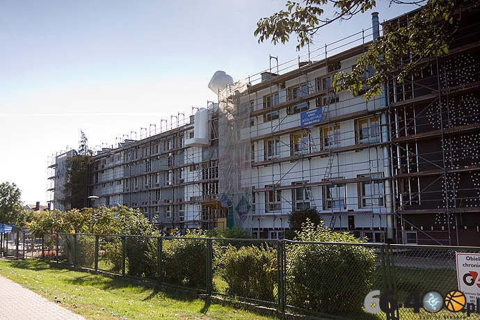 12/14 Remont Elewacji Zespołu Szkół w Deszcznie