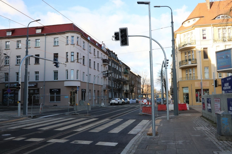 19/25 Torowisko przy Chrobrego i Mieszka I prawie gotowe