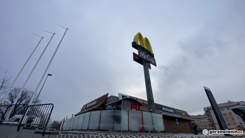 7/7 Nowy McDonald czeka na otwarcie