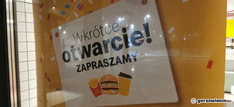 2/7 Nowy McDonald's czeka na otwarcie