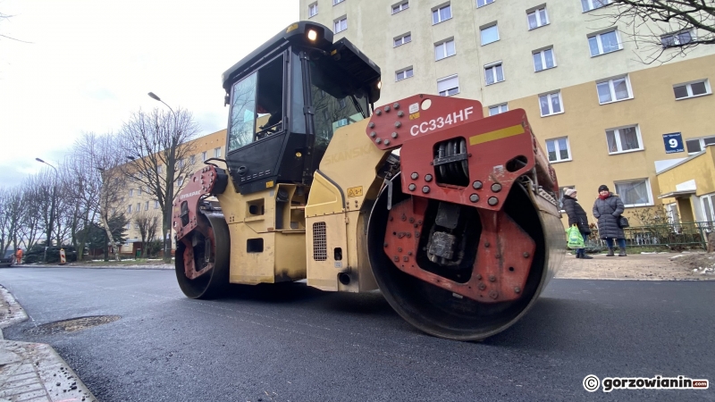 3/9 Ulica Batalionu Zośki w końcu z asfaltem