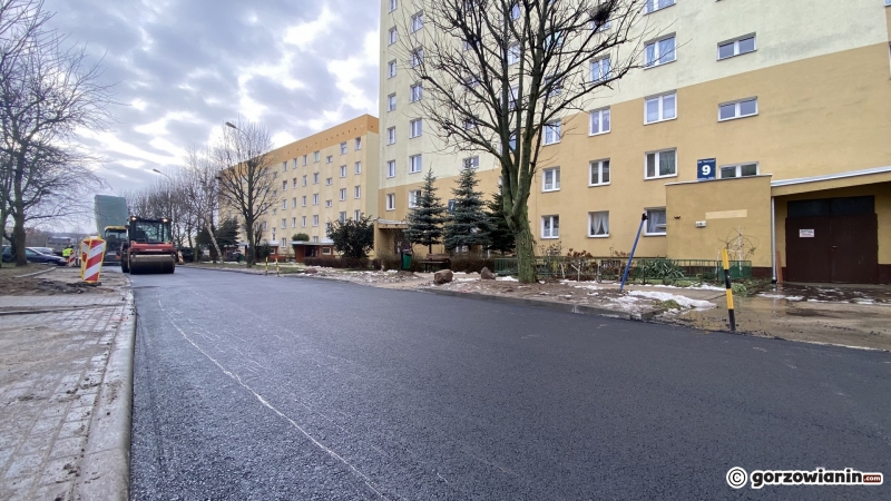 8/9 Ulica Batalionu Zośki w końcu z asfaltem