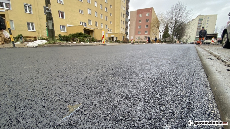 9/9 Ulica Batalionu Zośki w końcu z asfaltem