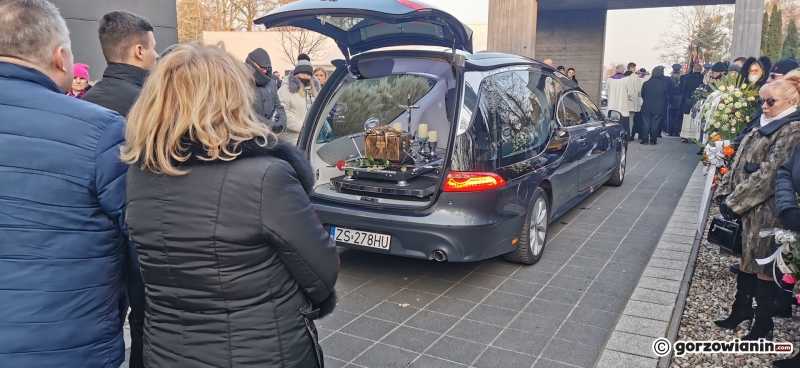 13/22 Uroczystości pogrzebowe radnej Grażyny Wojciechowskiej