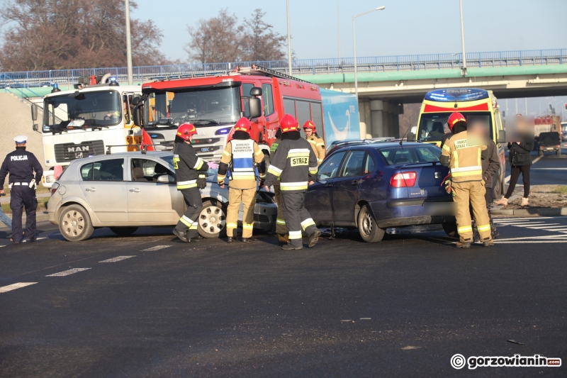 3/8 Zderzenie opla i seata na Kasprzaka
