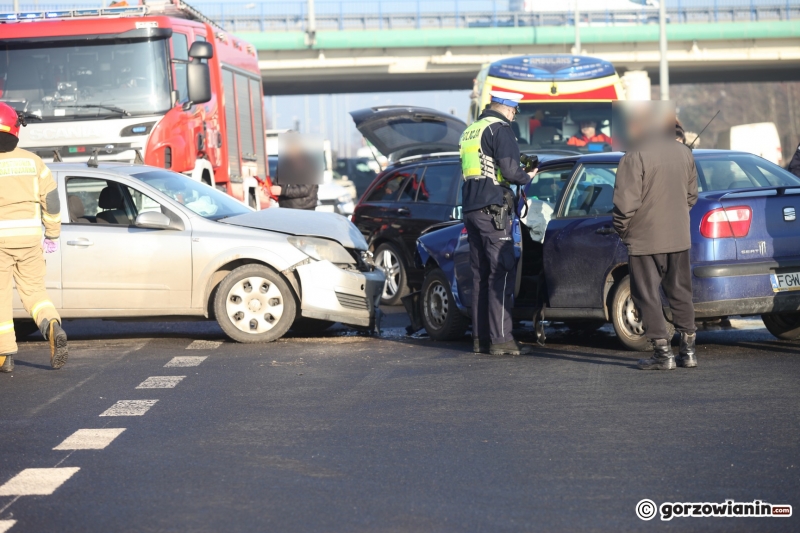 5/8 Zderzenie opla i seata na Kasprzaka