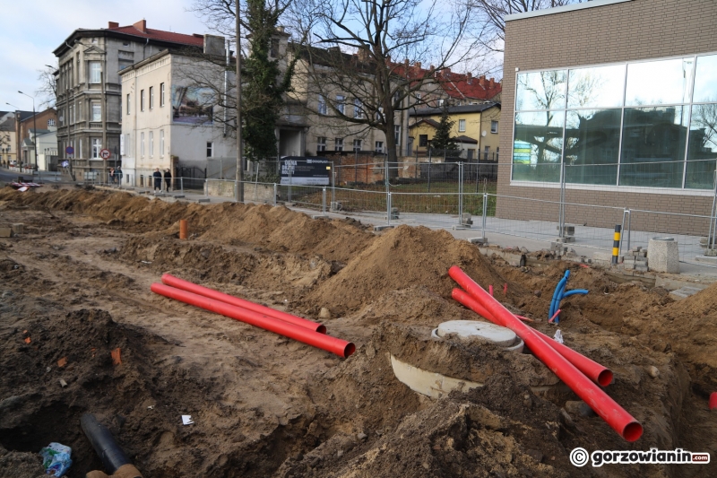 14/16 Postęp prac przy budowie nowego odcinka ul. Spichrzowej
